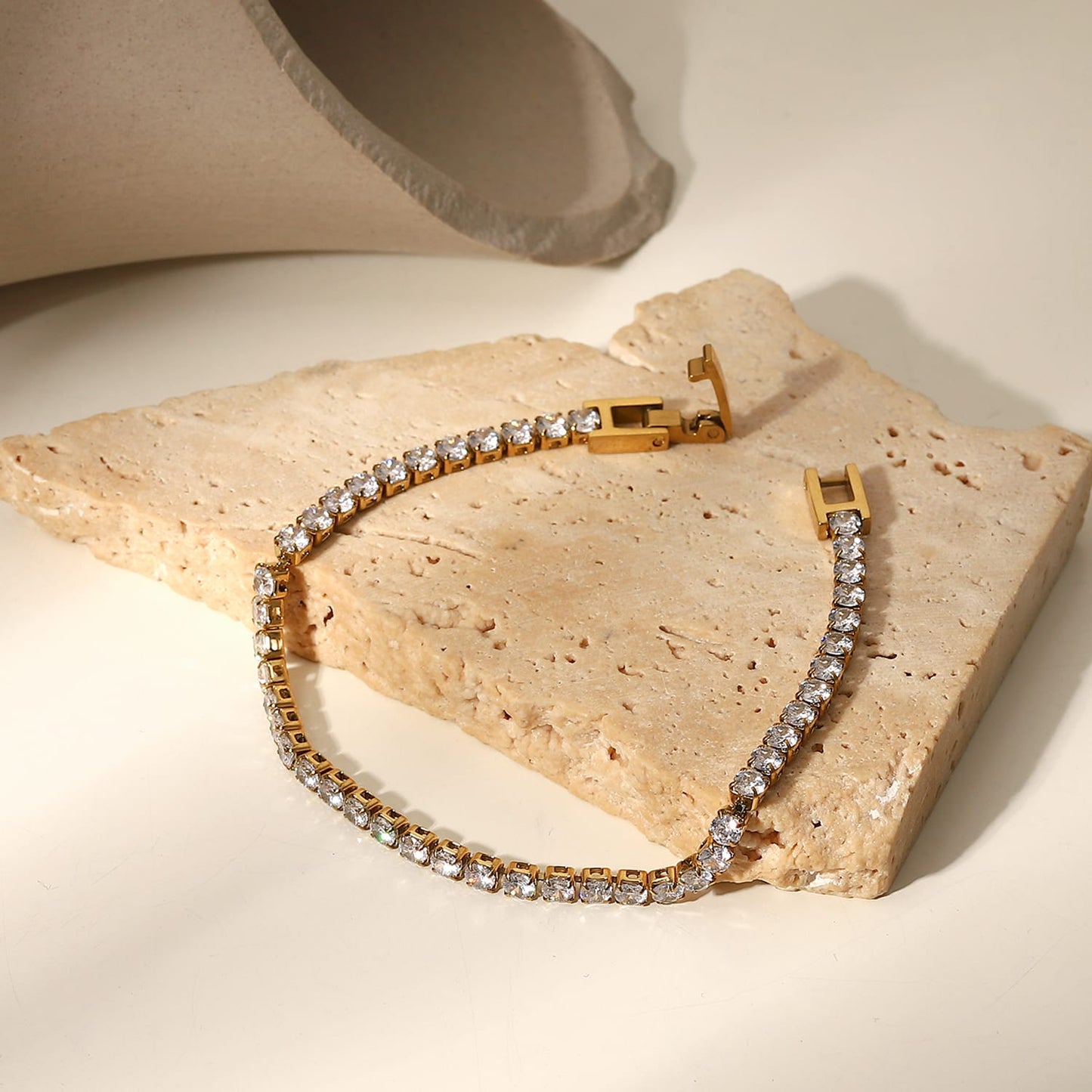 Gleamera Tennis Bracelet