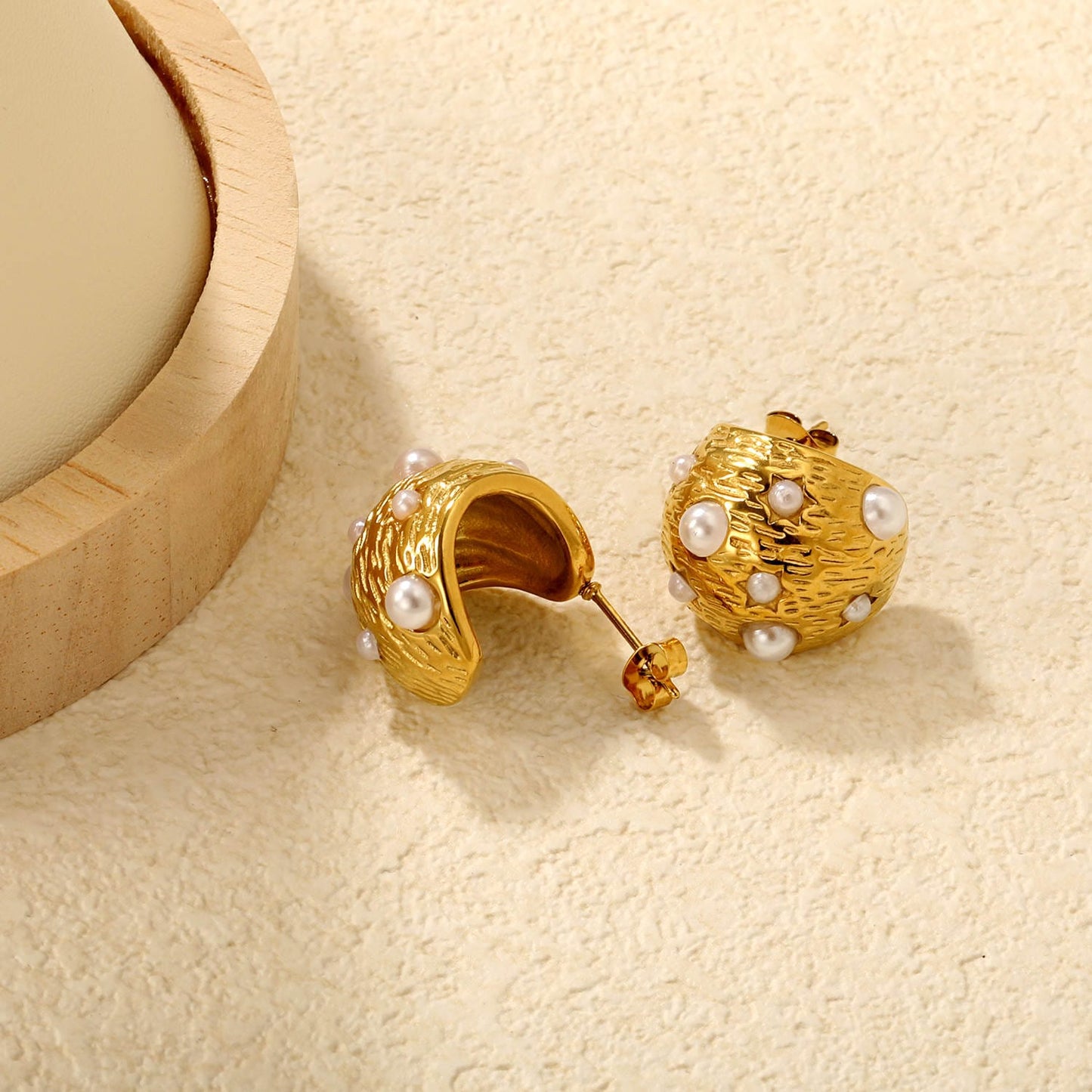 Bondi Pearl Studs