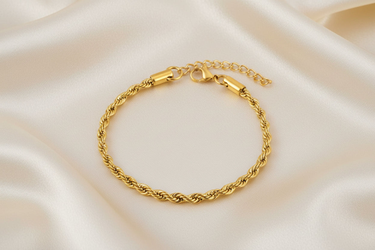 Thea Twisted Bracelet