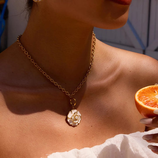 Zinnia Ivory Necklace