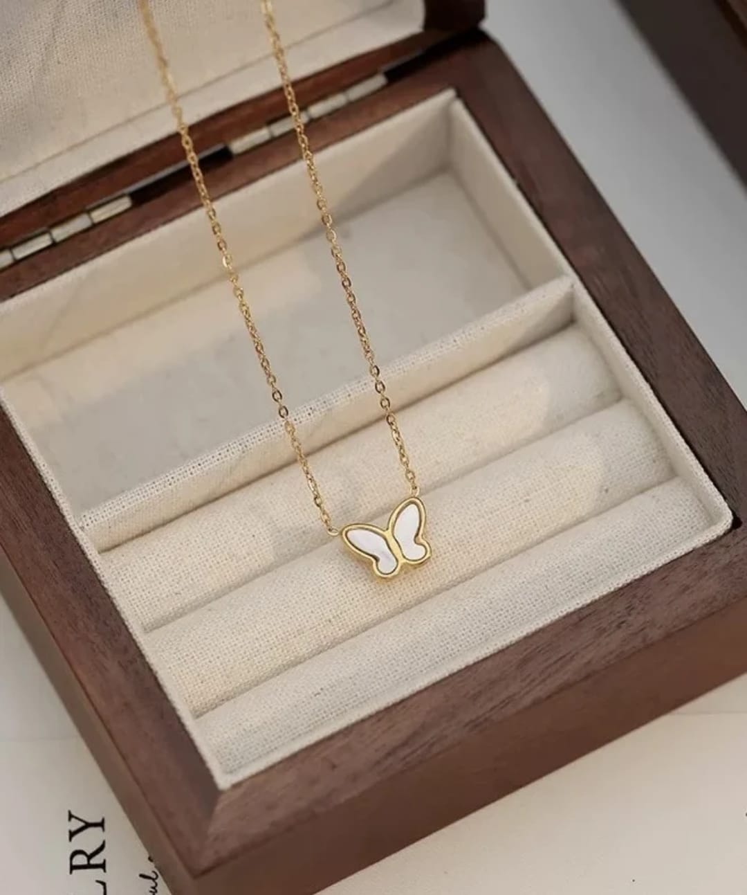 Bindi Necklace